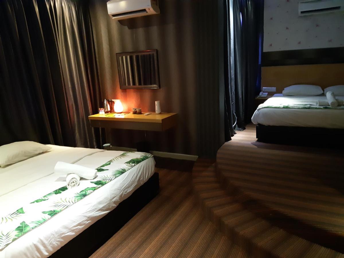 Grandeur Hotel And Spa Malacca Buitenkant foto