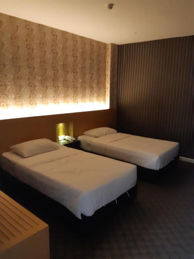 Grandeur Hotel And Spa Malacca Buitenkant foto