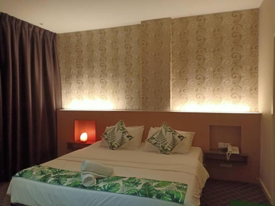 Grandeur Hotel And Spa Malacca Buitenkant foto