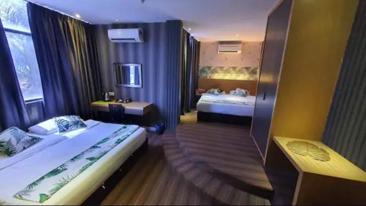 Grandeur Hotel And Spa Malacca Buitenkant foto